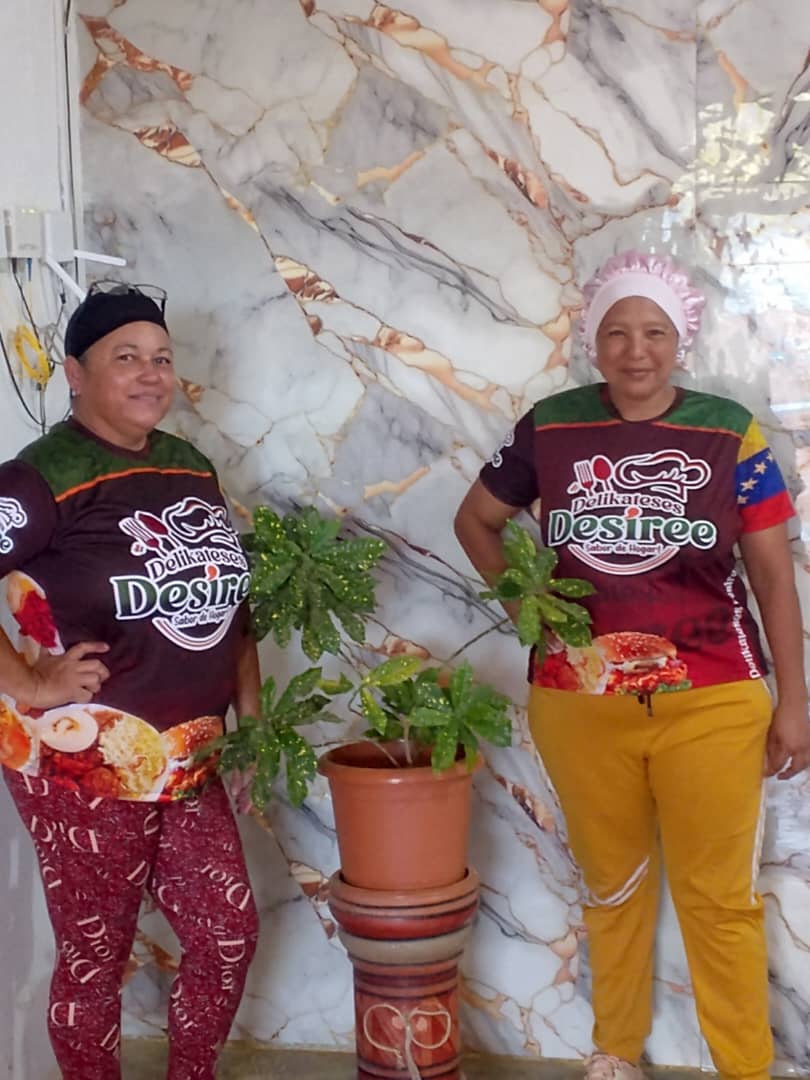 Delikateses Desiree Reyes, F.P.